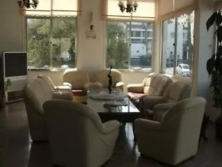 酒店 Watermill 凯里尼亚